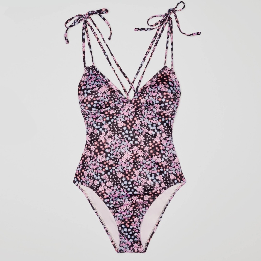 New Floral One Piece Swimsuit with Open Back